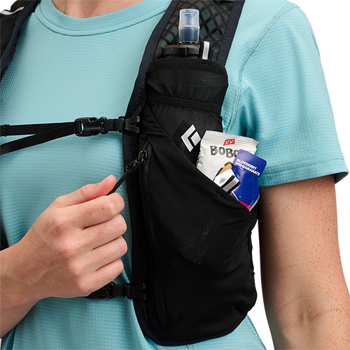681352_0002_Distance-6-Hydration-Vest_Black_09_.jpg