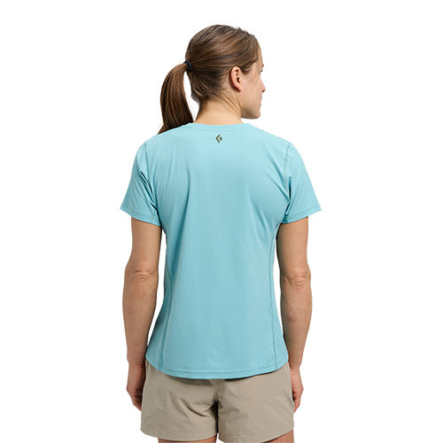 752009_4072_W-Distance-Short-Sleeve-Tech-Tee_Glacier_04_.jpg