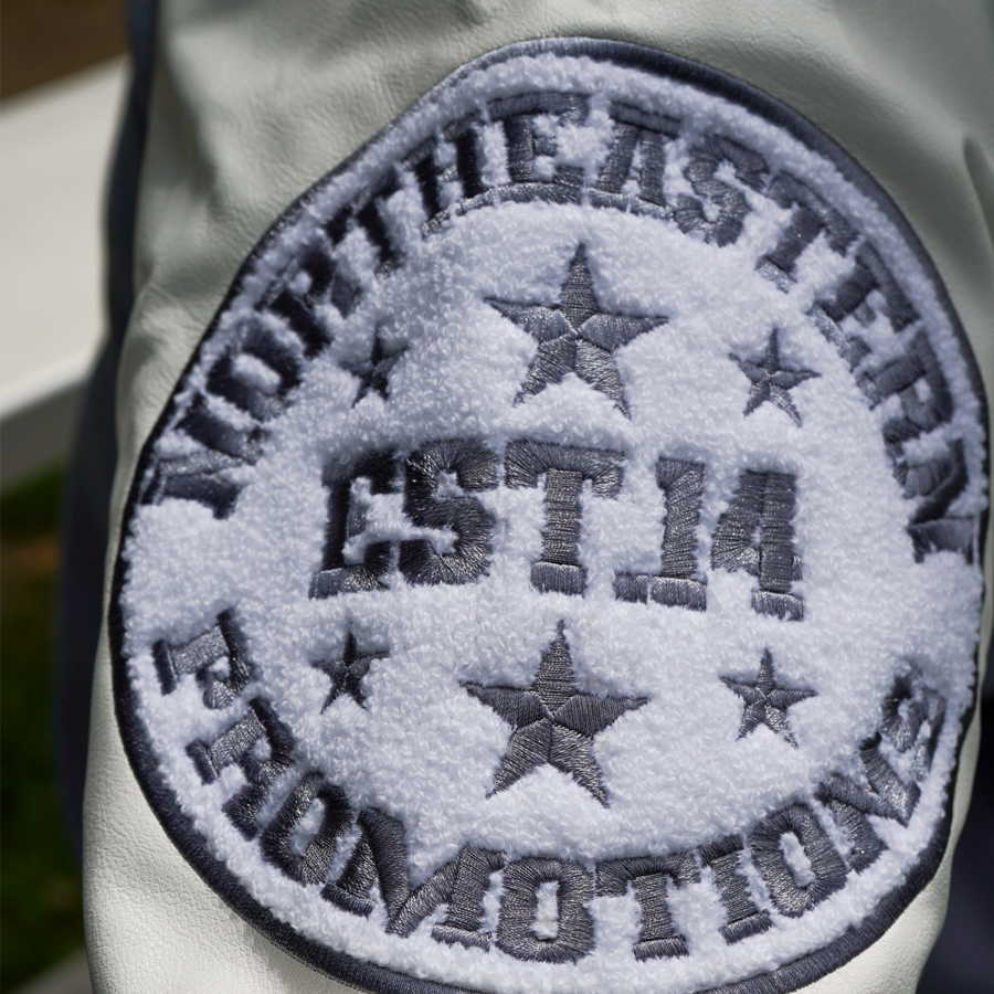 Logo Close-Up